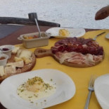 Costa Del Coldara inside