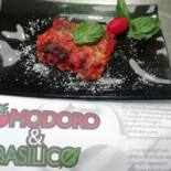 Pomodoro E Basilico Exterior