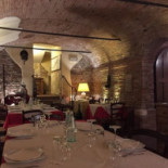 Commercio Tomanin inside