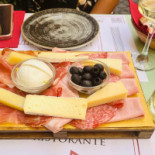 La Nuova Piazzetta Cibo