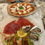 Basilico Fresco Pizza E Cucina Food