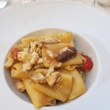 Albisbe 4 Food