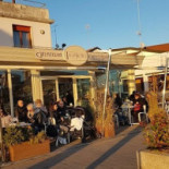 Traghetto Exterior