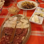 Agriturismo Monte Entosu food