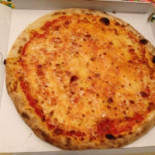 Arte Pizza food