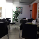 Attiko Cafe Dentro