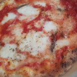 Antica Pizzeria Guglielmo food
