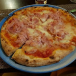 Antica Pizzeria Guglielmo food