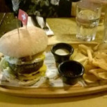 Coyote's Pub food