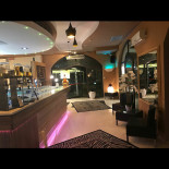 Bistrot Des Amis inside
