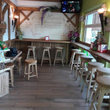 Bavdin Pizza À l'intérieur