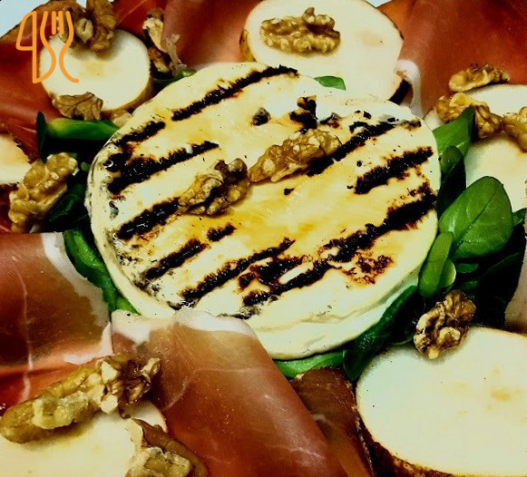 Dama Pizzeria À l'intérieur