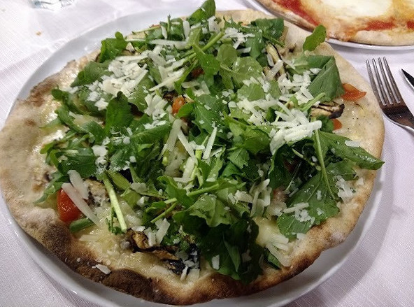 Dama Pizzeria À l'intérieur