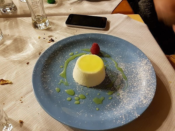 Dama Pizzeria À l'intérieur
