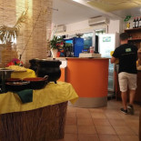 6 Arrivato Nourriture