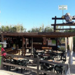 Bambu Cafe Dentro