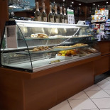 Bairon À l'intérieur