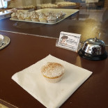 Bottega Del Bocconotto food