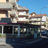Caffe Nuovo Extérieur