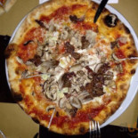 Bennyssimo food