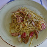 Confine food