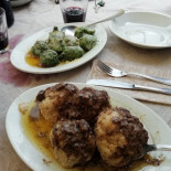 Aquila Nera food