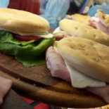S. Michele Comida