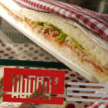 Agora' Caffe' Nourriture