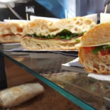 Agora' Caffe' Nourriture