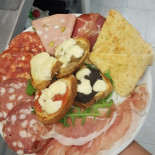 Pizzeria Scusate O Ritardo food