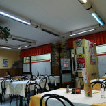 Pizzeria Roberto Dini inside