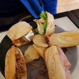 100 Montaditos Comida