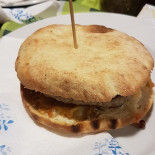 Dama Del Borgo Nourriture