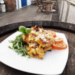 Belleville Rendezvous Food
