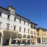 Pizzeria La Partenope Cibo