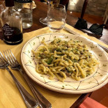 Lavinosteria food
