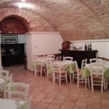 Villa Opini Comida