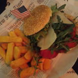 Mr J. Pepper's Comida