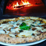 La Grotta Food