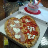 Pizzamore food