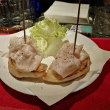 Mini Pub 2 Comida