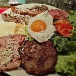 Mini Pub 2 Comida