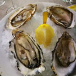 Luna Rossa 2 food