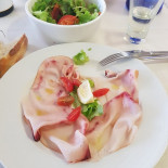 Luna Rossa 2 food