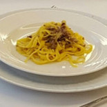Villa Del Cerro Comida