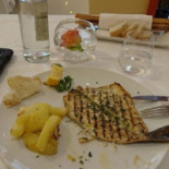 Viver One Pizza food