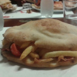 Poldo's Pizza food
