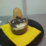 Man Cave Cafè food