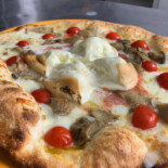 Pizburger Nourriture