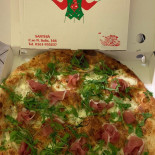 Pizburger Nourriture